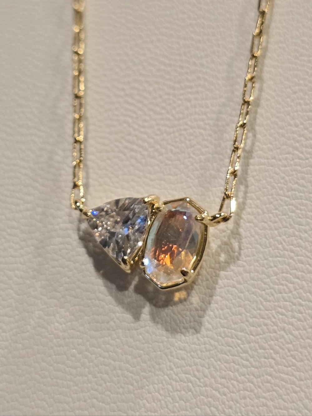 Kendra Scott Tatum April Short Pendant Gold Necklace